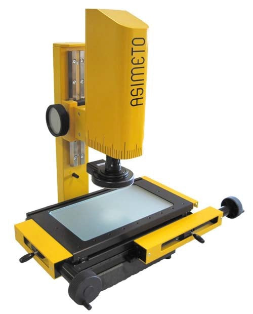 642-07-2 - COMPUTER. MEASURING MICROSCOPE AVM